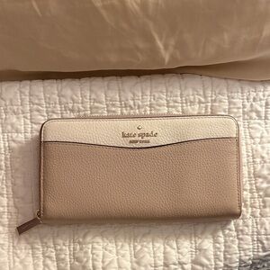 Kate Spade Pebbled Leather Continental Wallet